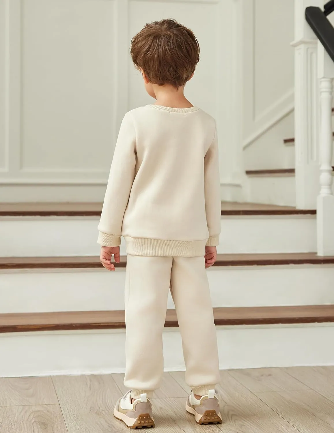 Arshiner Boys Round Neck Long Sleeve Sweatshirt and Pants Set Fall Winter Clothes Toddler Boy 2 Piece Thick Outfits