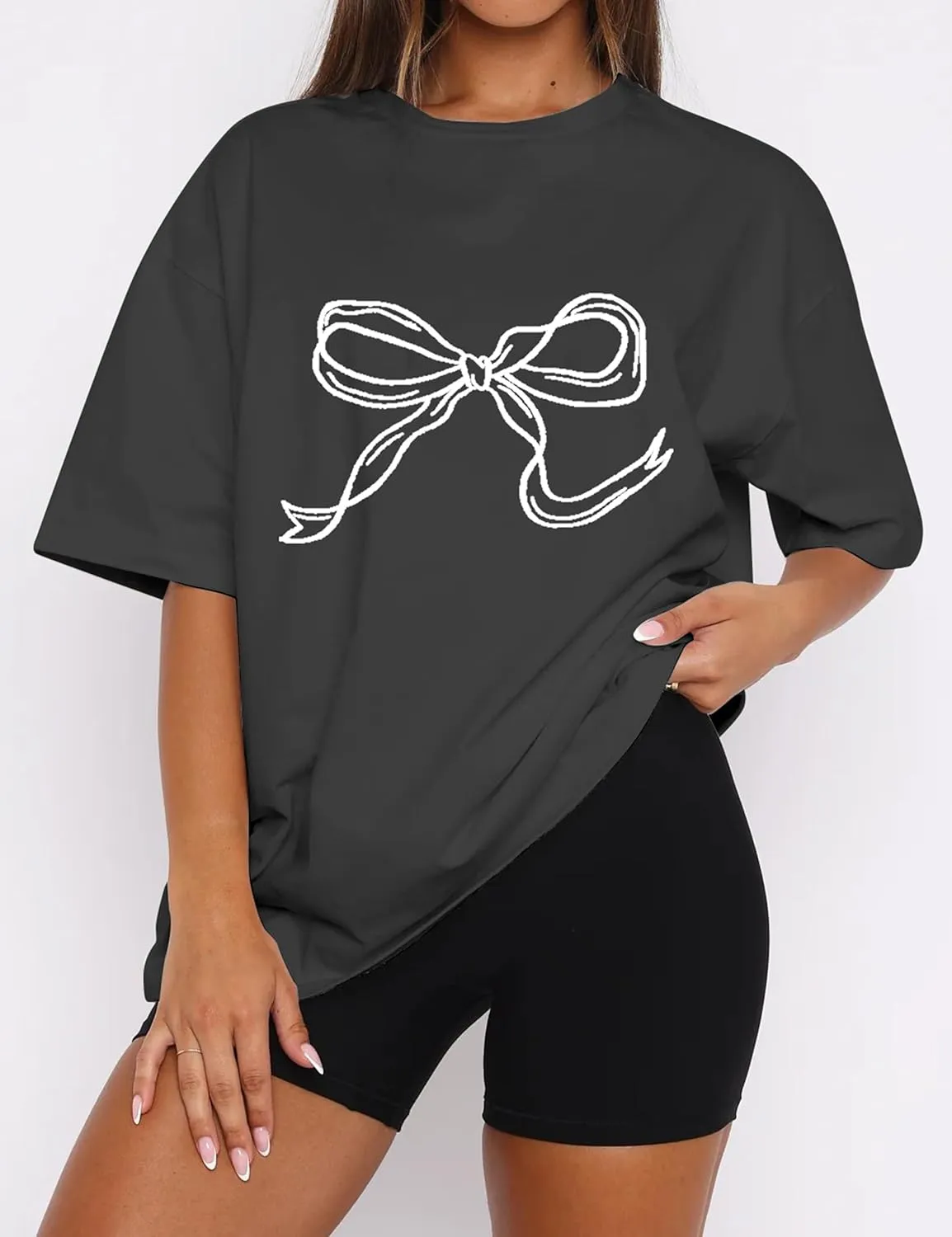 MISSACTIVER Womens Oversized Bow Graphic T-Shirt Drop Shoulder Short Sleeve Graphics Tee Shirt Casual Outfit Going Out Top