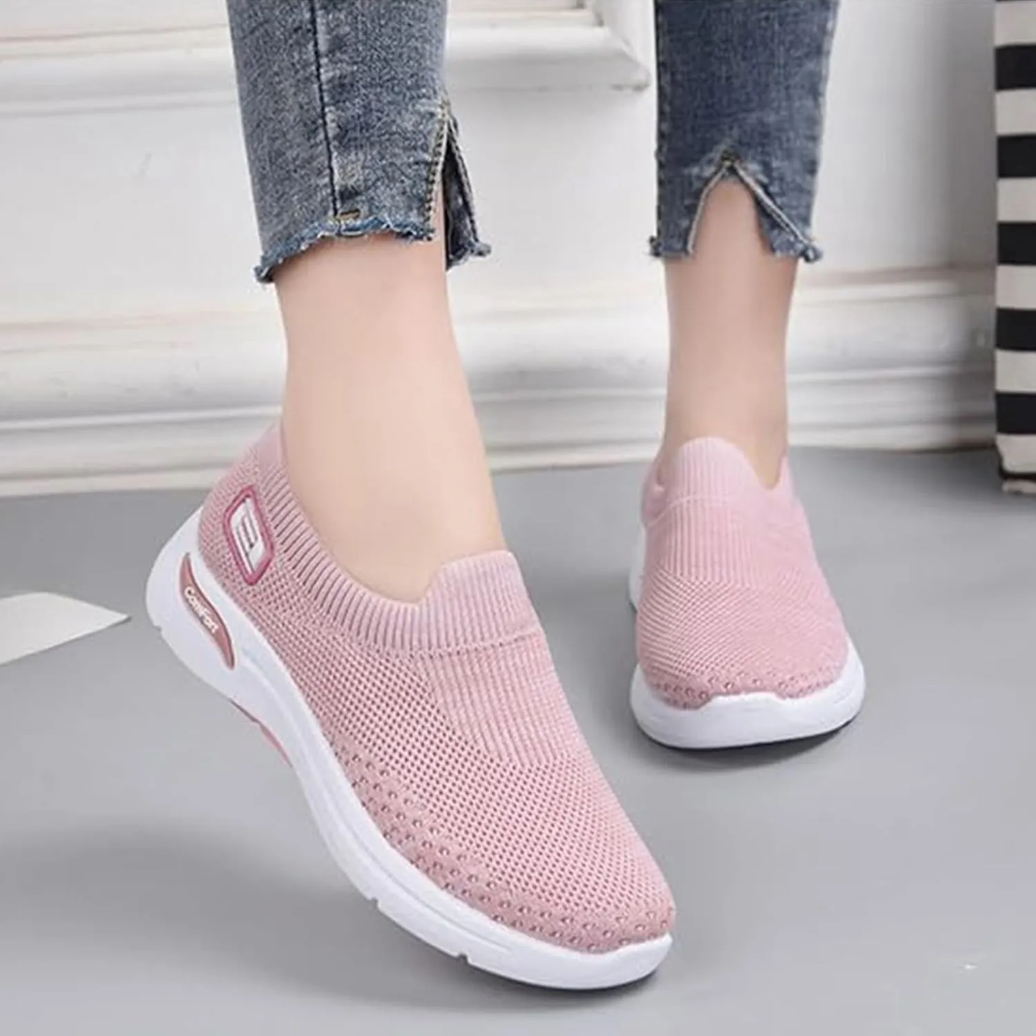 Orthopedic Shoes for Women Breathable Slip on Diabetic Shoes Comfort Wear Plantar Fasciitis Shoe, Wide Width Soft Sole Arch Support Walking Sneakers Casual Mesh Comfortable Tennis Sneakers