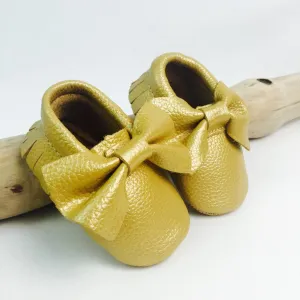 Pearlescent Gold Bow Moccasins