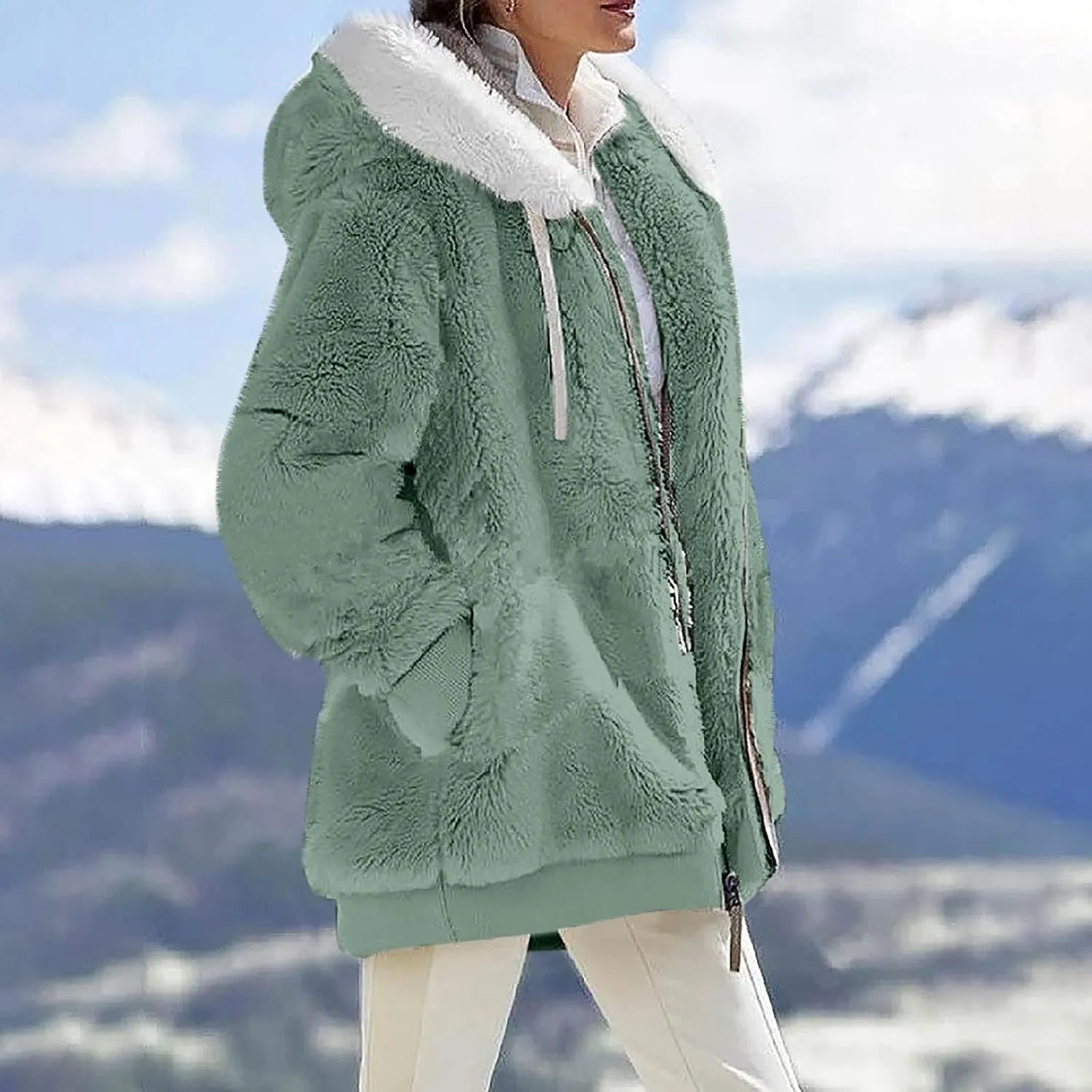 Plus Size Winter Coats for Women Fuzzy Fleece Zip Up Hoodie Jacket Drawstring Color Block Faux Fur Coat with Pocket