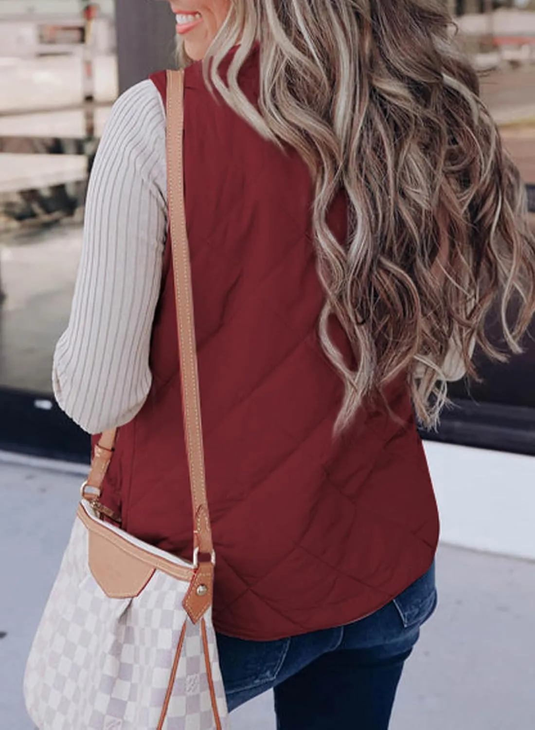 SHEWIN Women Puffer Vest Casual Stand Collar Sleeveless Puffer Jacket Warm Winter Reversible Zip Up Outerwear with Pockets