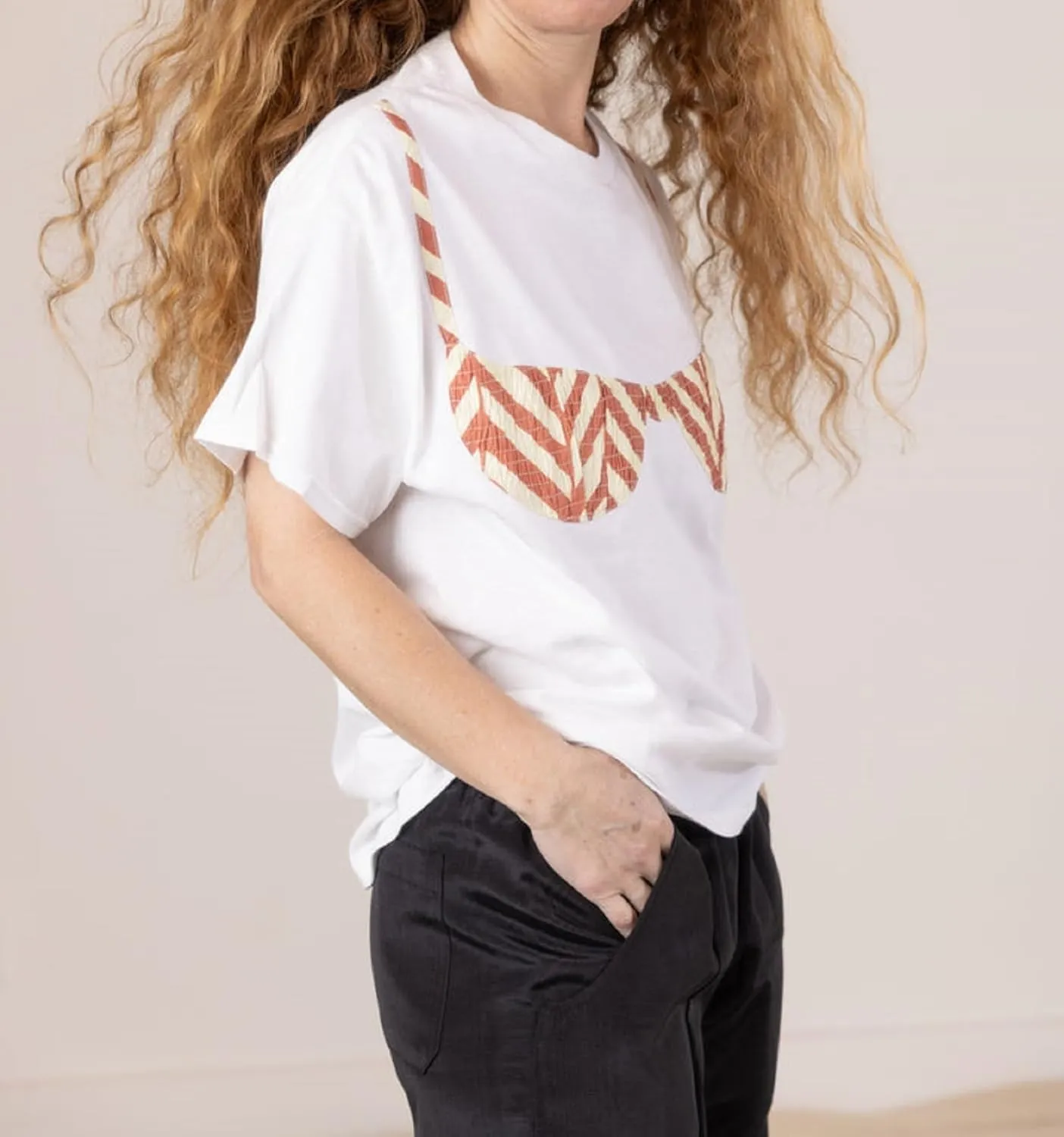 Women Y2k Smocked Shirt Bikini Bra Graphic Print Crewneck Short Sleeve Casual Shirts Summer Aesthetic White Tee Top