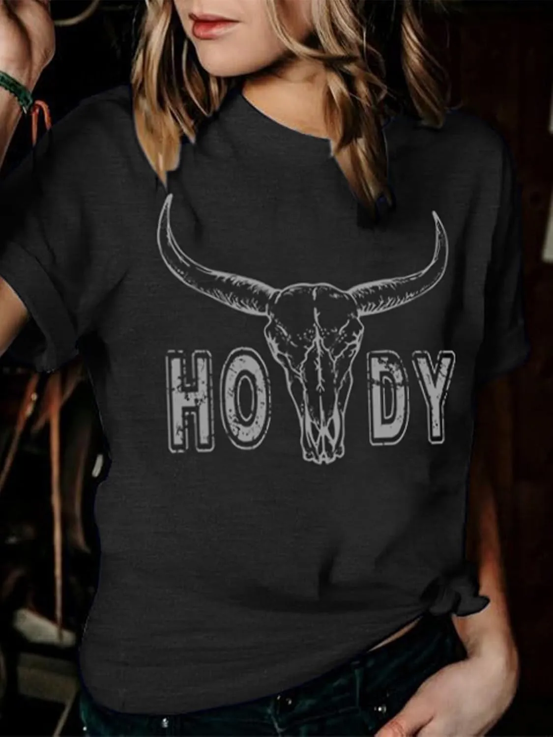 Womens Cow Skull Shirt Cowgirl Country Concert Tshirt Vintage Western Rodeo Graphic Tee Short Sleeve Casual Summer Top