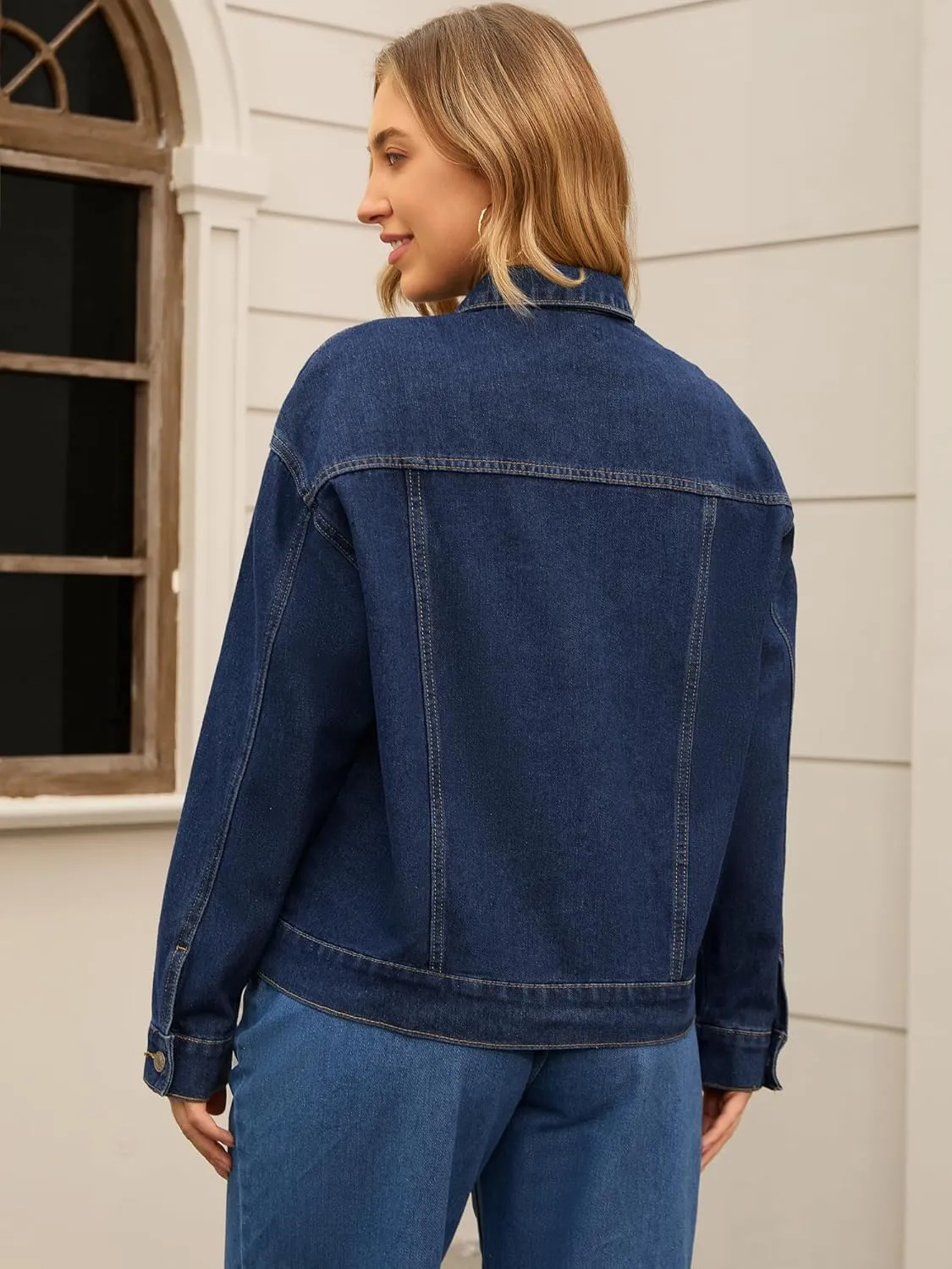 Women's Denim Jacket Button Down Cargo Pockets Casual Denim Shacket Western Outfits 2025 Jean Jackets