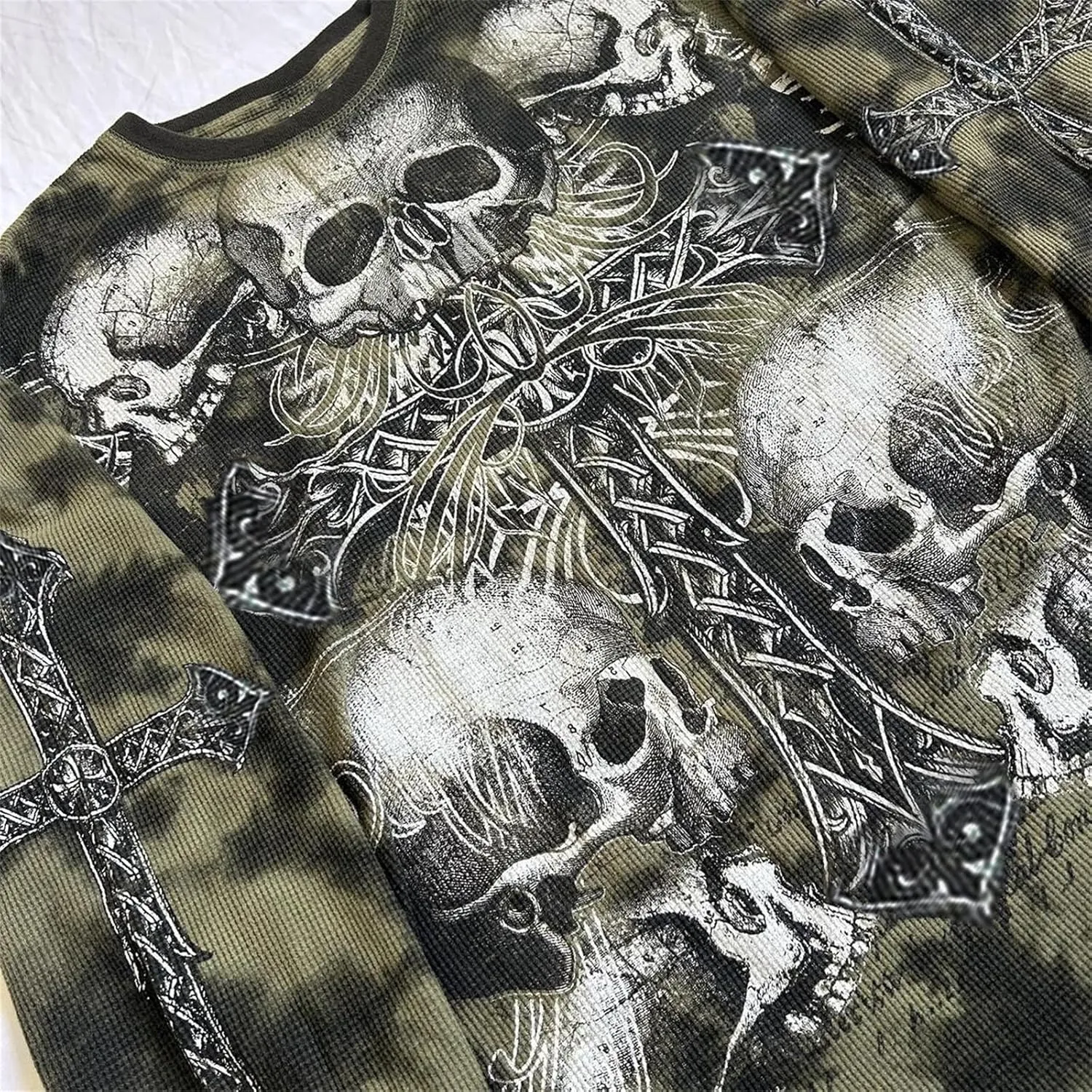 Womens Long Sleeve Fairy Grunge Tees Shirt Vintage Goth Skull Graphic Print Tops 90s Emo Aesthetic Clothes